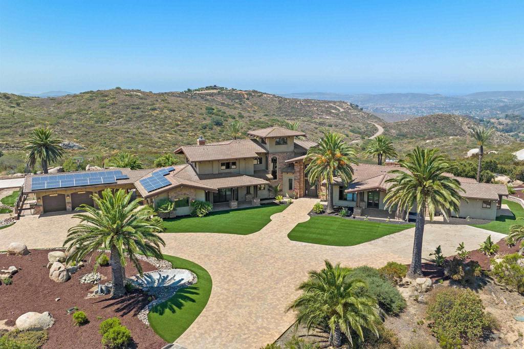 15955 Running Deer Trail