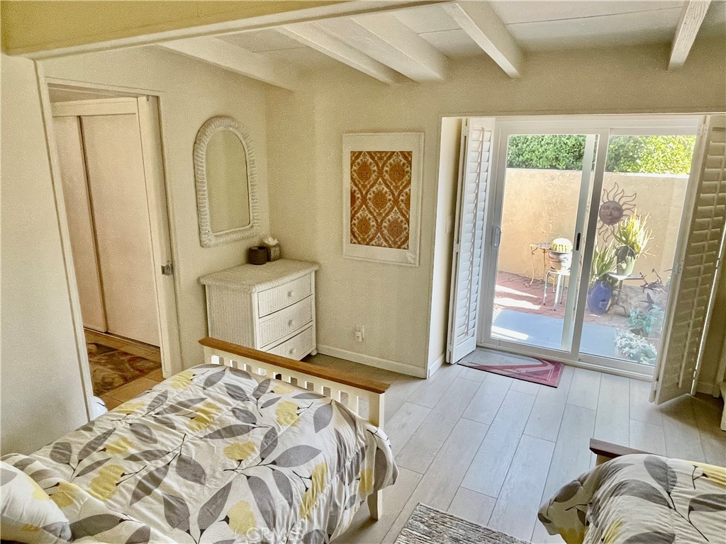 Thunderbird Palms (32203) - Residential