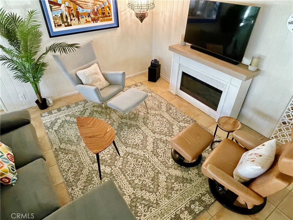 Thunderbird Palms (32203) - Residential