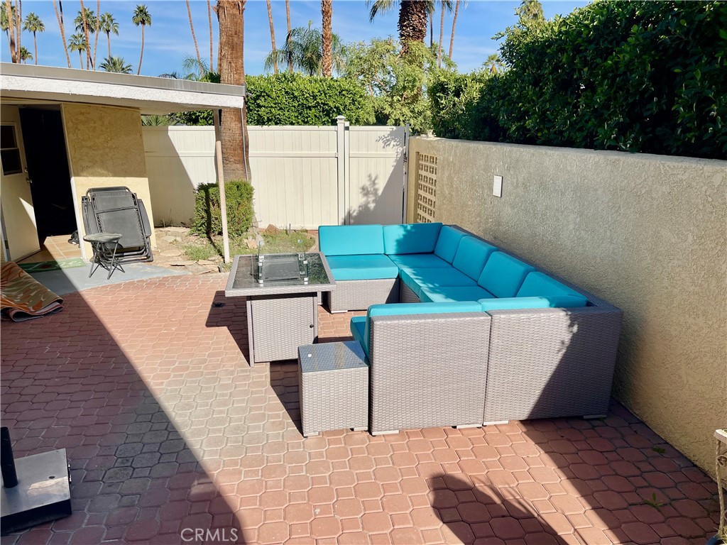 Thunderbird Palms (32203) - Residential