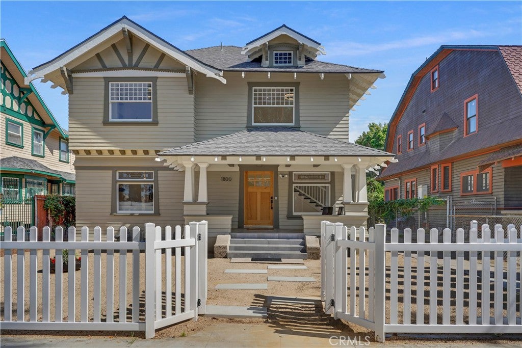 1800 S Oxford Ave, Los Angeles CA 90006