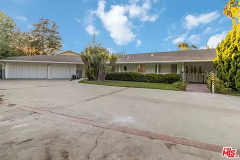 975 Valley Vista Drive, Camarillo, CA 93010 - MLS#: 25624913