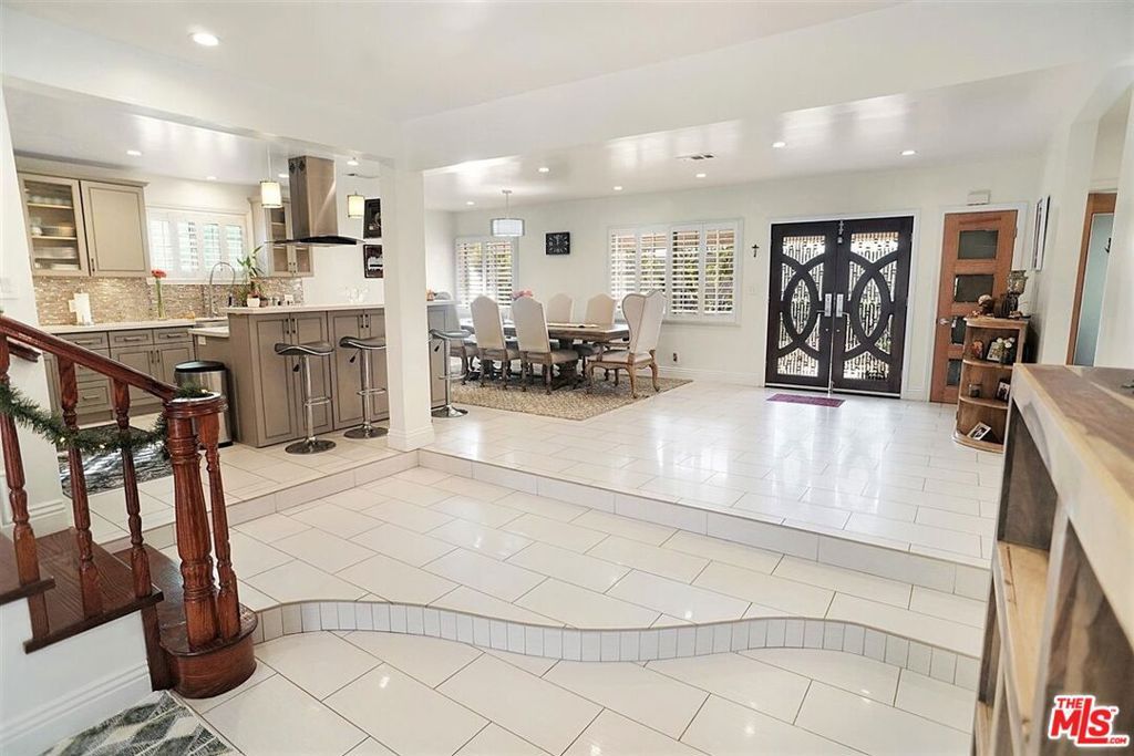 Photo of 3612 Tuller Avenue, Los Angeles, CA 90034 (MLS # 25627085)