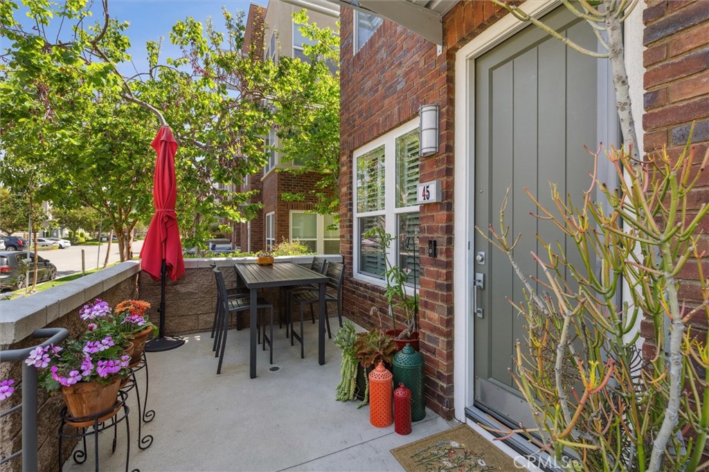 45 Brownstone Way