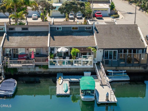 Tiny photo for 4575 Gateshead Bay, Oxnard, CA 93035 (MLS # V1-35480)