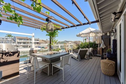 Photo of 4575 Gateshead Bay, Oxnard, CA 93035 (MLS # V1-35480)