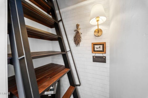 Tiny photo for 4575 Gateshead Bay, Oxnard, CA 93035 (MLS # V1-35480)