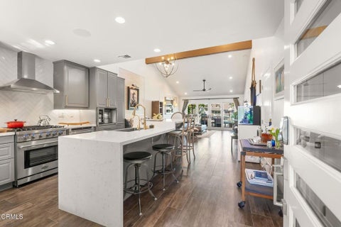 Tiny photo for 4575 Gateshead Bay, Oxnard, CA 93035 (MLS # V1-35480)