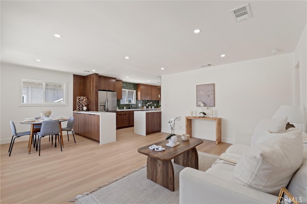19910 Bernist Avenue