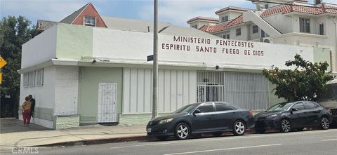 Photo of 1591 W Adams Boulevard, Los Angeles, CA 90007 (MLS # SR25163648)