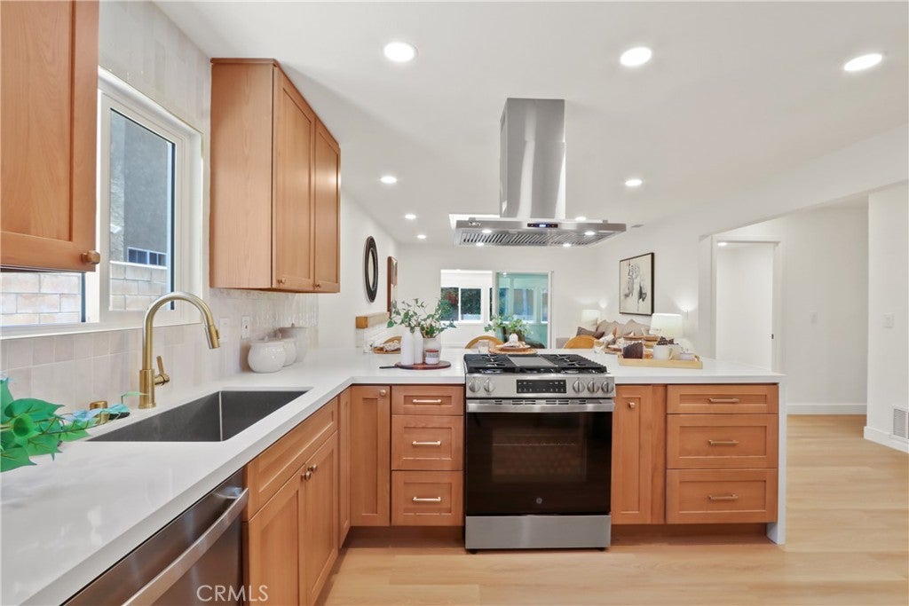 24668 Jutewood, Lake Forest CA 92630 - Photo 8