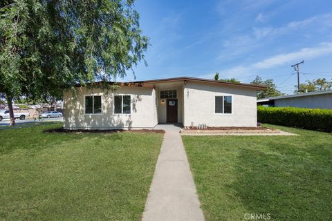 Photo of 1431 Raymar St, Santa Ana, CA 92703 (MLS # PW26069085)