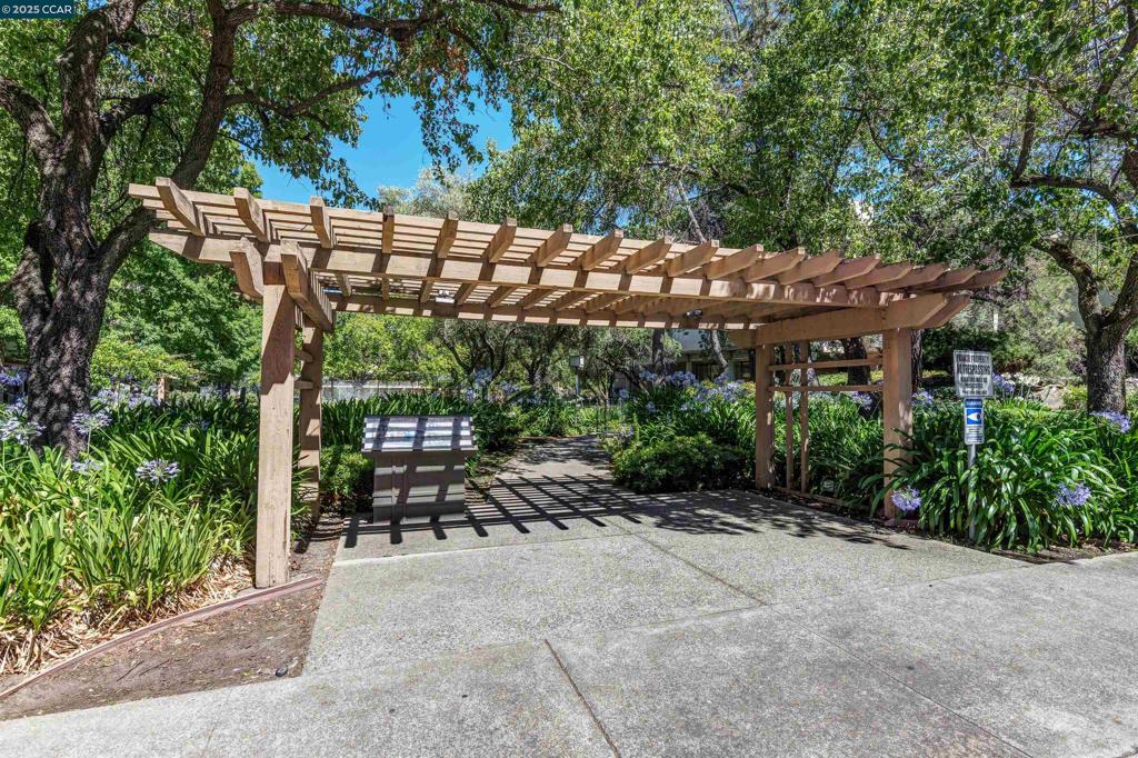 THE KEYS - Residential