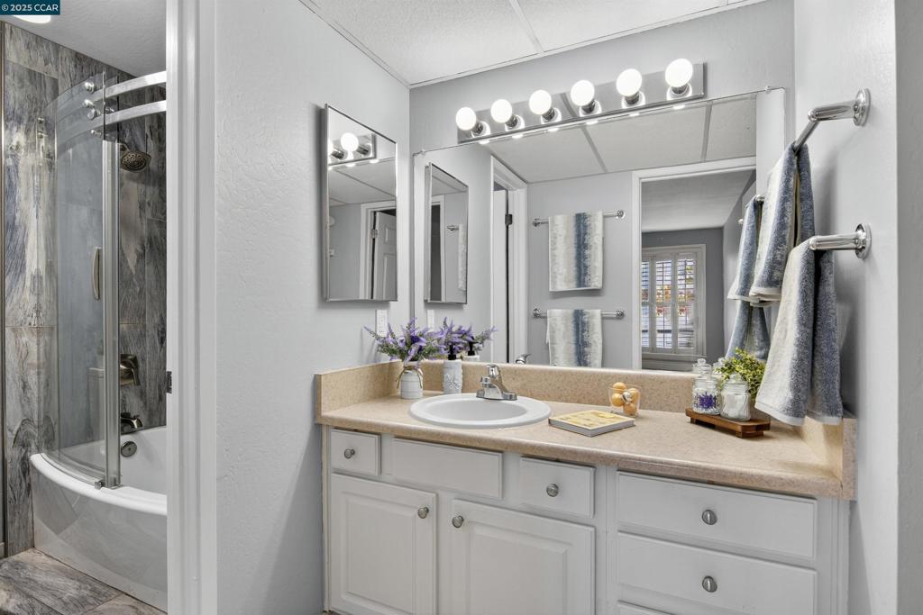 THE KEYS - Residential