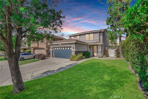 Photo of 16780 Spy Glass Ct, Fontana, CA 92336 (MLS # CV25241531)