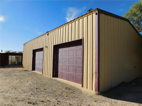 Photo of 7491 Sherman Hoyt Ave, 29 Palms, CA 92277 (MLS # JT26029923)