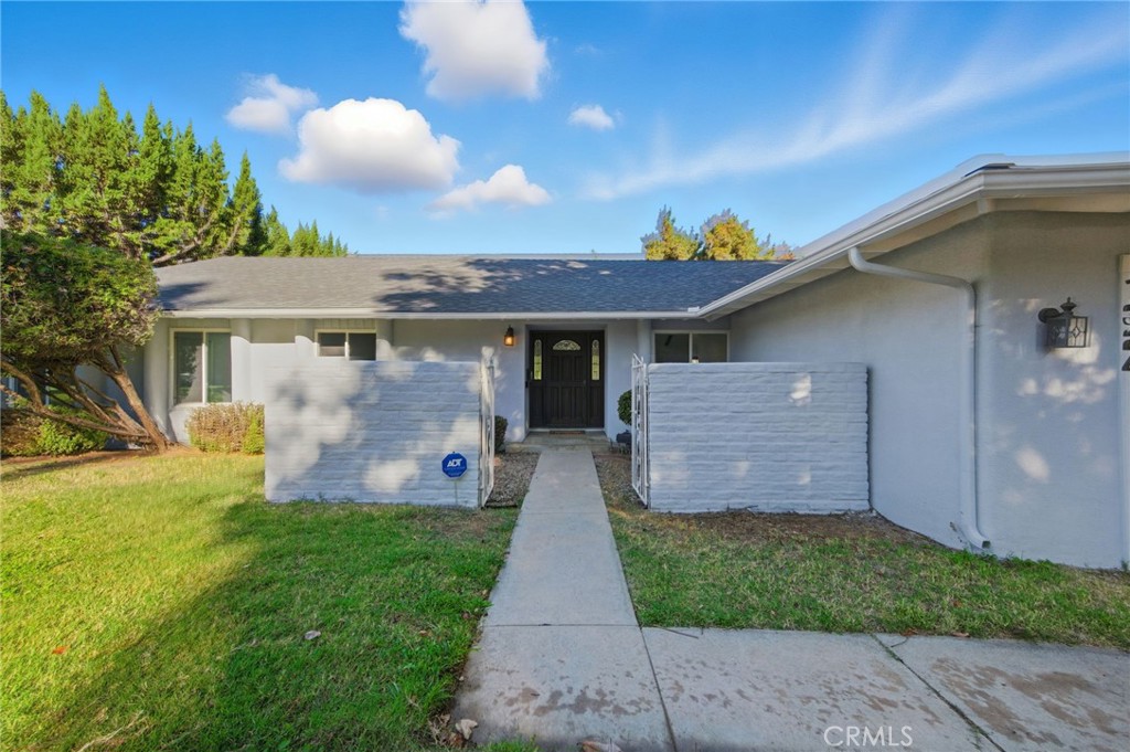 1324 W Fern Ave