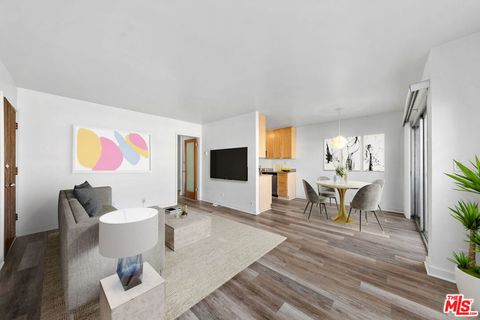 Photo of 11670 Iowa Avenue #3, Los Angeles, CA 90025 (MLS # 26641971)