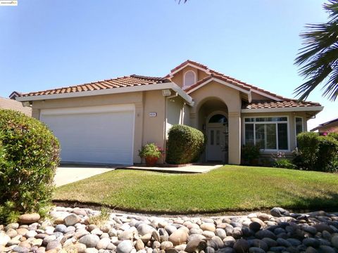 Photo of 4836 Belford Peak Way Way, Antioch, CA 94531 (MLS # 41109263) Photo of 4836 Belford Peak Way Way, Antioch, CA 94531 (MLS # 41109263)