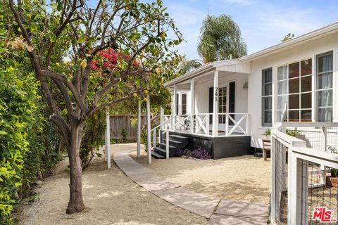 Photo of 741 N Dillon Street, Los Angeles, CA 90026 (MLS # 26660953)