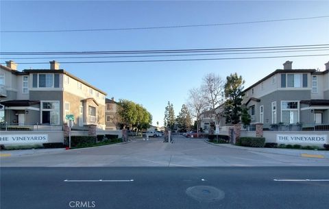 Photo of 13523 Cobblestone Ln, Westminster, CA 92683 (MLS # PW26006521)