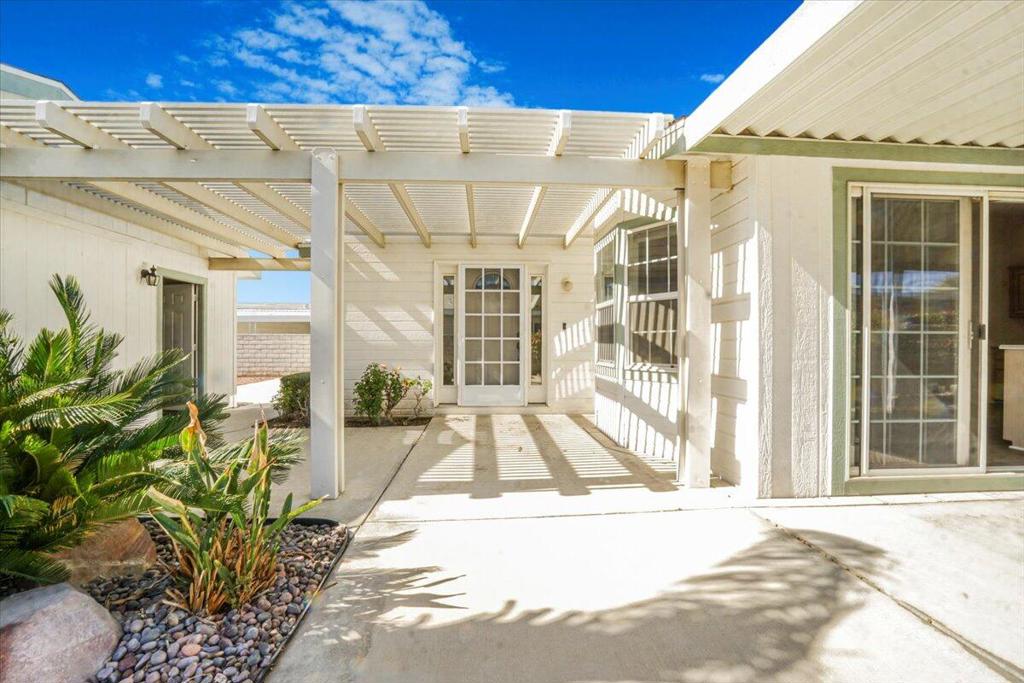 Palm Desert Greens - Manufactured In Park