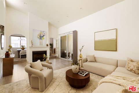Photo of 8455 Fountain Avenue #504, West Hollywood, CA 90069 (MLS # 26856931)