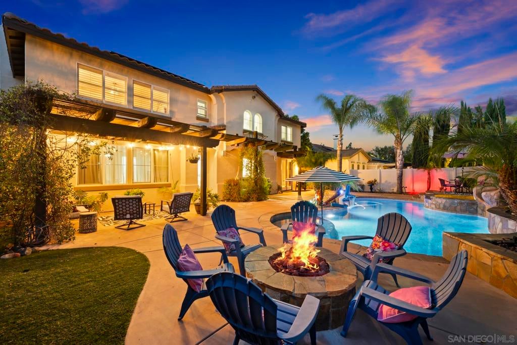32489 Castle Court