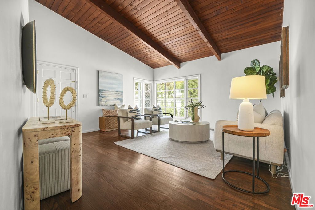 Photo of 1113 N Beverly Glen Boulevard, Los Angeles, CA 90077 (MLS # 25585719)