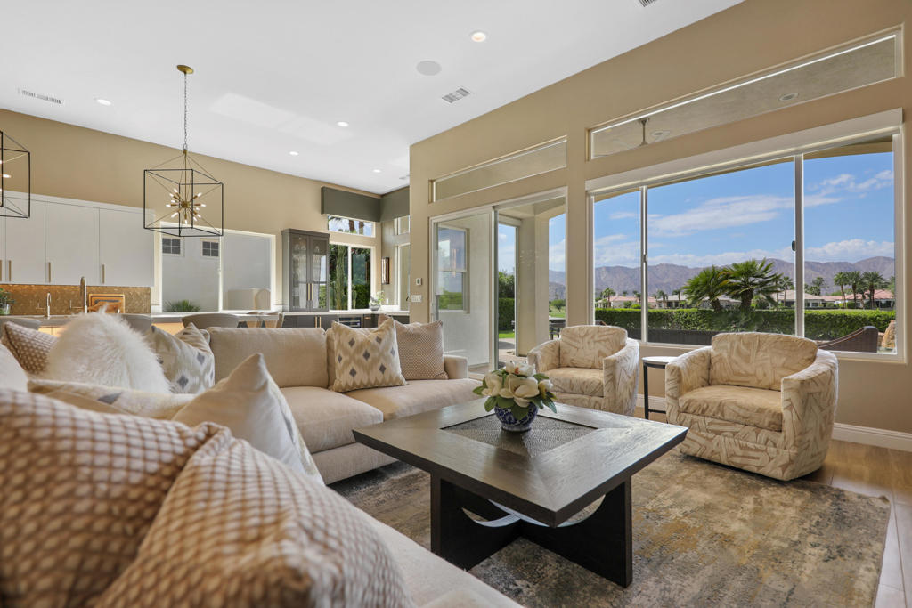 Mountain View CC - Residential