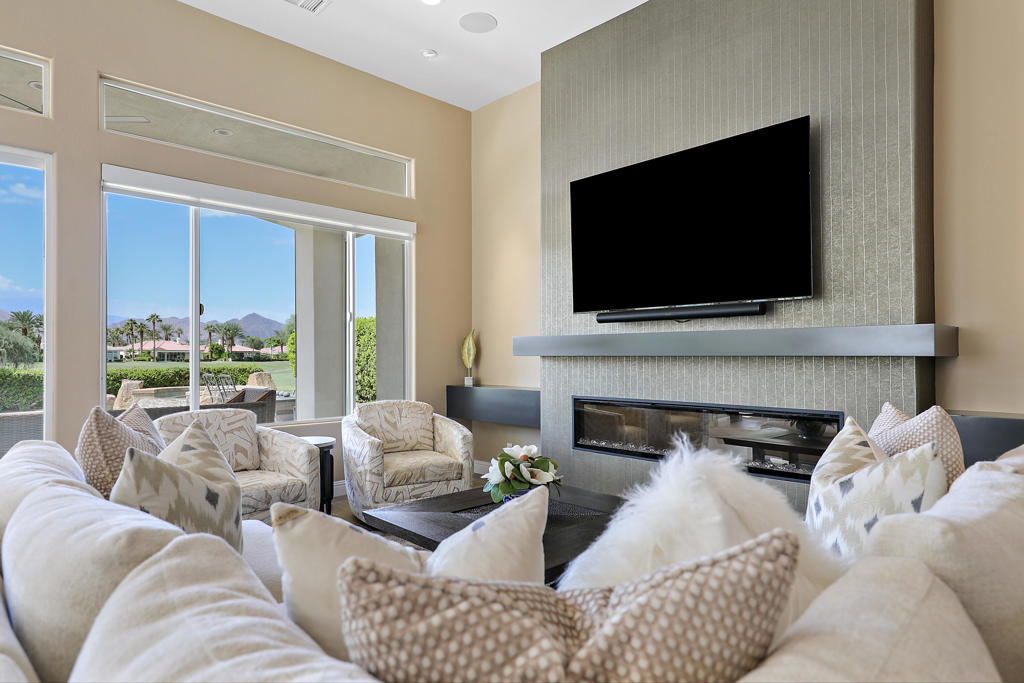 Mountain View CC - Residential