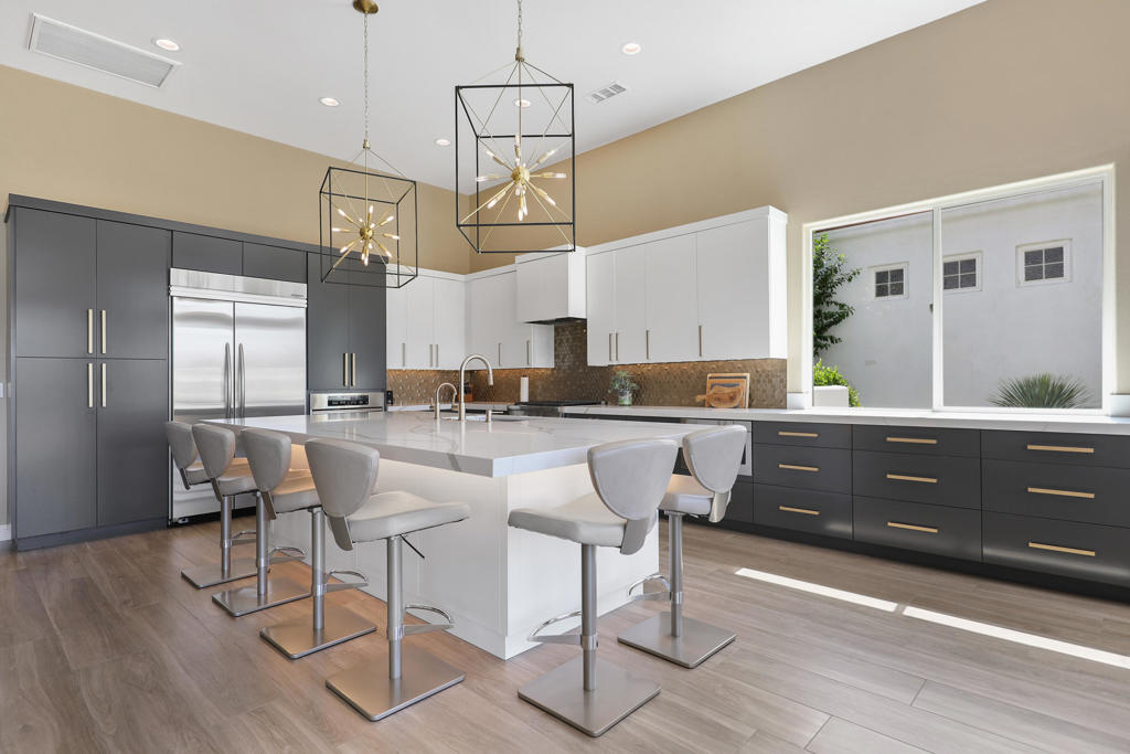 Mountain View CC - Residential