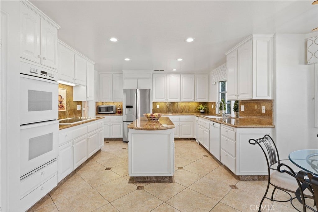 4185 Shorebreak, Huntington Beach CA 92649 - Photo 7