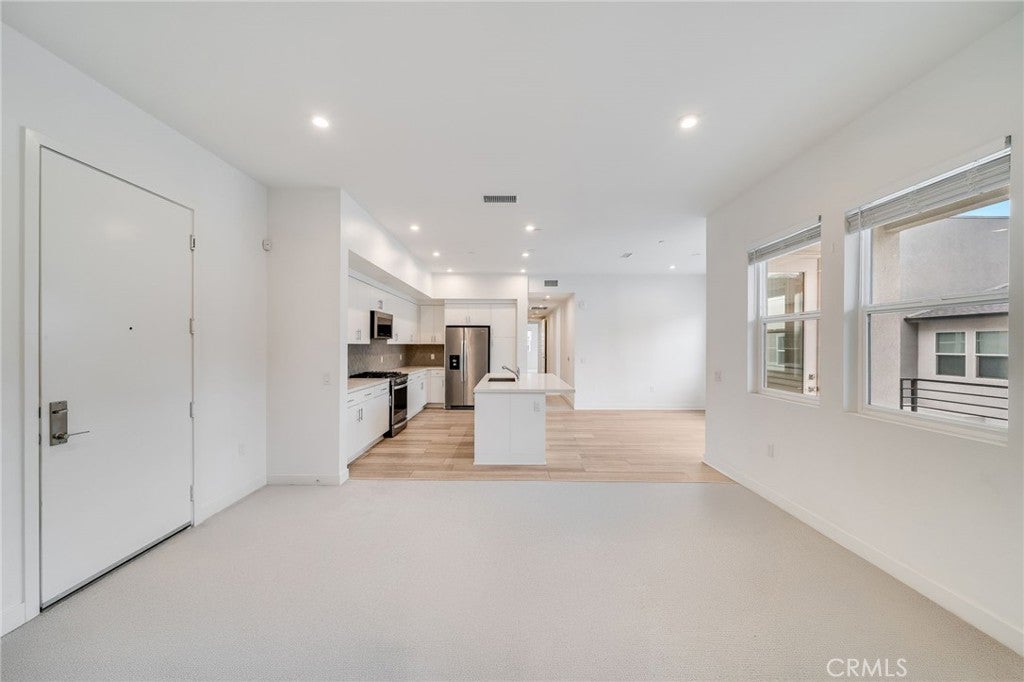1338 S Urbana