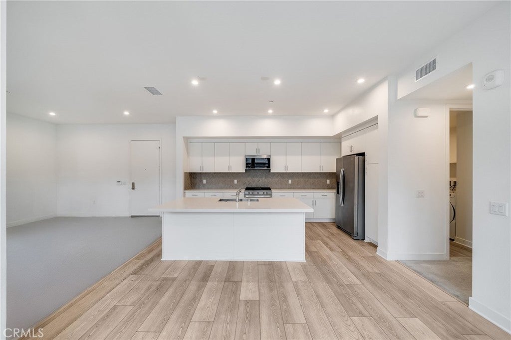 1338 S Urbana
