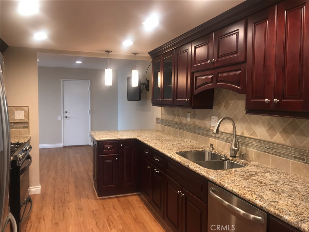 3640 Vista Glen Circle