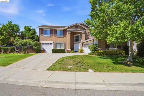 Photo of 1315 Oakcrest Way WAY, Antioch, CA 94509 (MLS # 41135155)