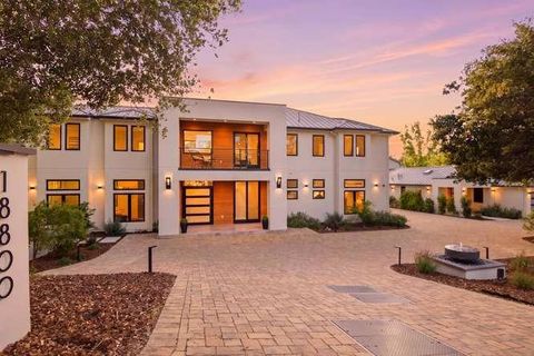 Photo of Los Gatos, CA 95030 (MLS # ML82044544)