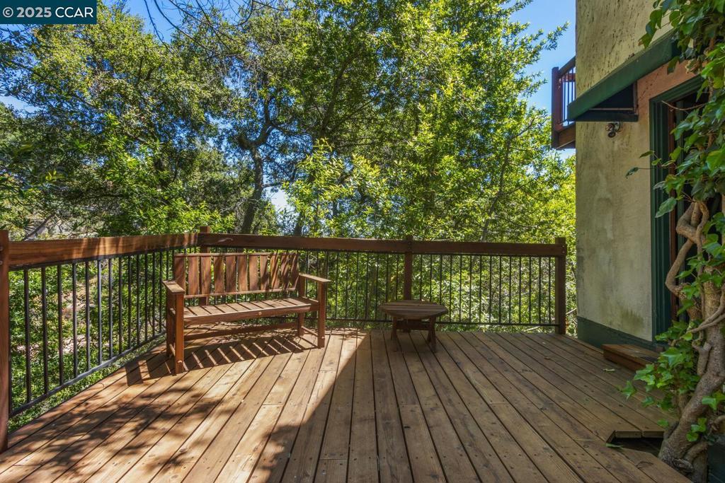 EL TOYONAL - Residential