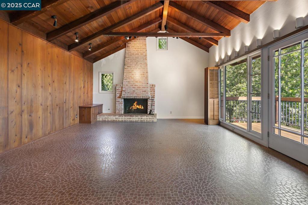 EL TOYONAL - Residential