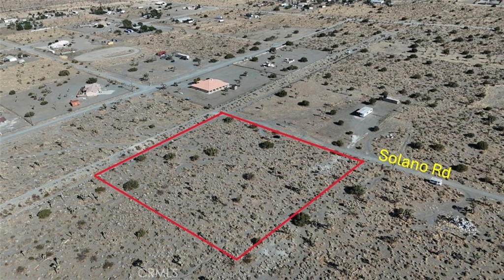 Location 34.452109 -117.582024
Phelan, CA, this beautiful property on Solano Rd (92371) offers the perfect blend of space, privacy, and
opportunity. Whether you're looking to build your custom home or invest in land with incredible
mountain views, this peaceful location provides endless potential under the open skies.