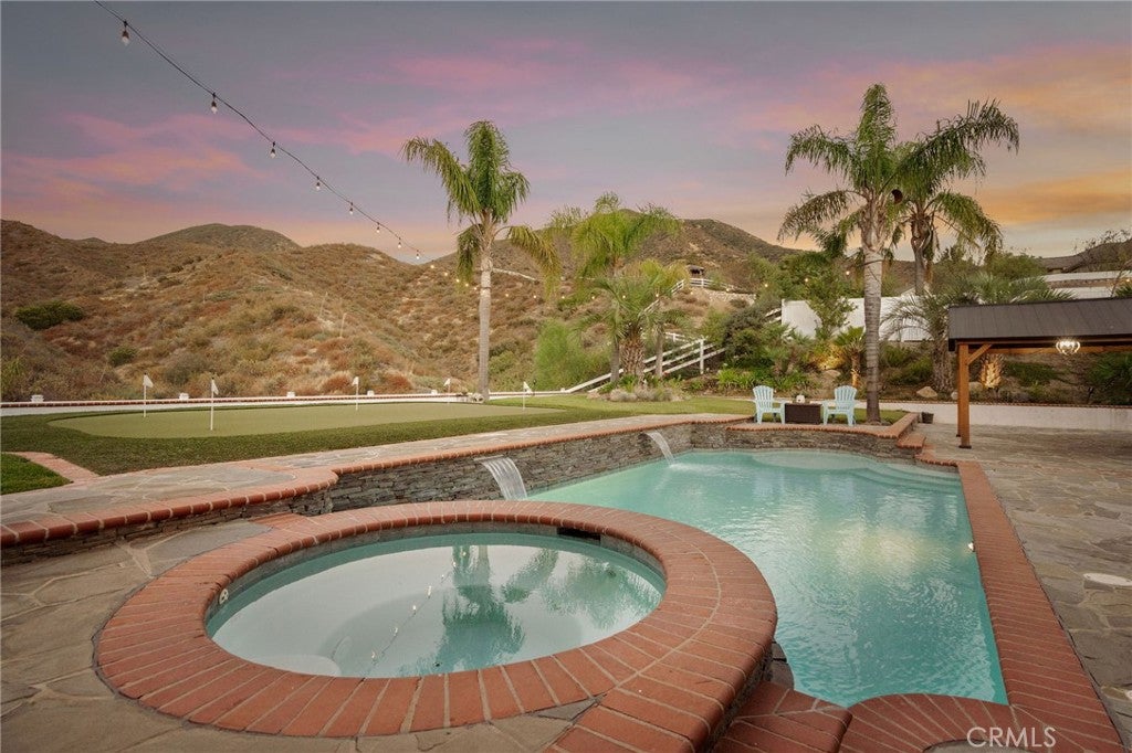 15263 Saddleback Road