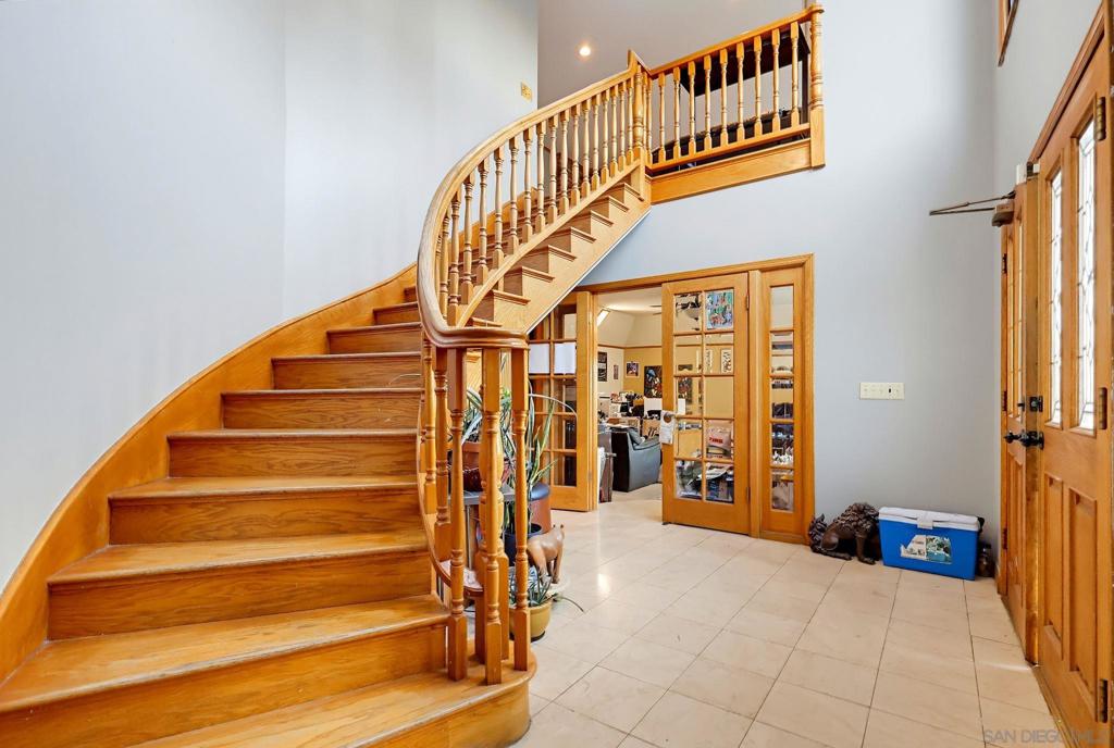 4515 Valley Ridge