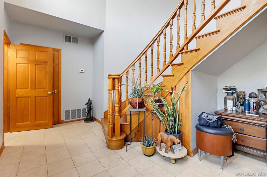 4515 Valley Ridge