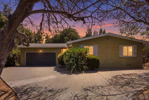 Photo of 860 Magarian Rd Rd, Fallbrook, CA 92028 (MLS # 260020185SD)