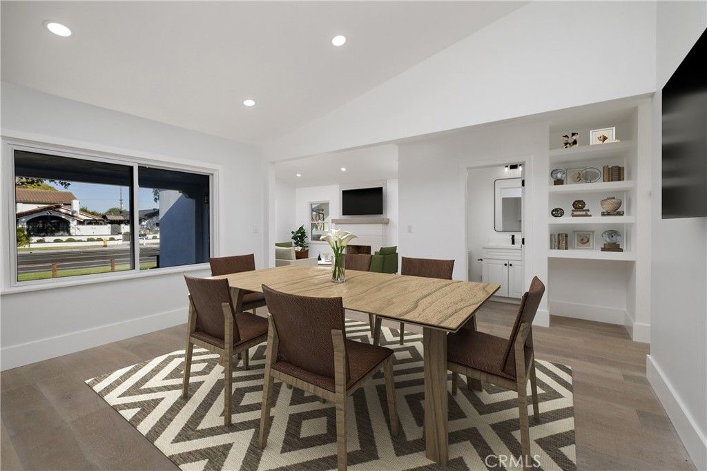 Photo of 1821 Lake Street, Huntington Beach, CA 92648 (MLS # OC25157821)