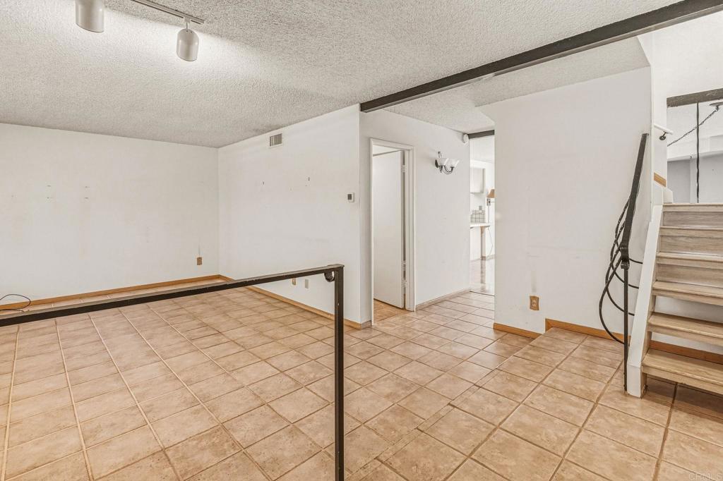 5225 Mount Alifan Drive