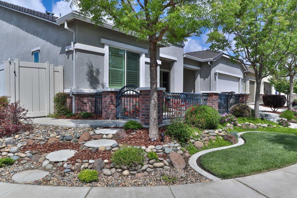 2671 Glen Echo Lane