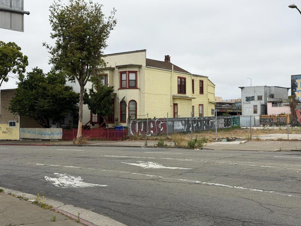 611 Harrison Street