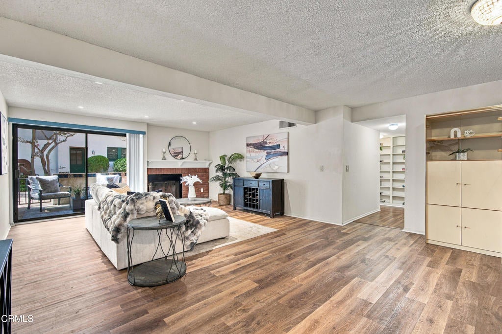 633 E California Boulevard 103